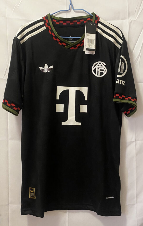 [Fans Version]Bayern Munich third in the 2025-26 season